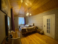 Satılır ev/villa 6 otaqlı 234 m²,  Qara Qarayev m.-13