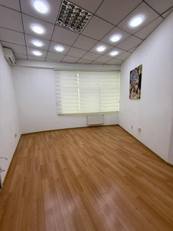 İcarə ofis 1 otaqlı 22.6 m², 28 May m.-4 İcarə ofis 1 otaqlı 22.6 m², 28 May m.-4