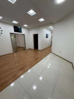 İcarə ofis 1 otaqlı 22.6 m², 28 May m.-19 İcarə ofis 1 otaqlı 22.6 m², 28 May m.-19