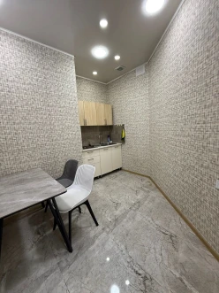 İcarə ofis 2 otaqlı 91.4 m²,  28 May m.-13