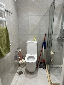 İcarə yeni tikili 3 otaqlı 130 m²,  Səbail-7