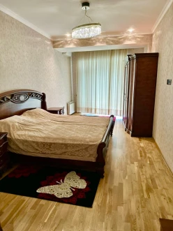 İcarə yeni tikili 3 otaqlı 130 m²,  Səbail-11