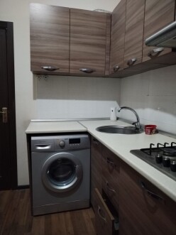 İcarə yeni tikili 1 otaqlı 40 m²,  İnşaatçılar m.-2