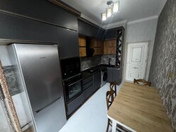 İcarə yeni tikili 3 otaqlı 90 m², İnşaatçılar m.-6 İcarə yeni tikili 3 otaqlı 90 m², İnşaatçılar m.-6