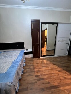İcarə yeni tikili 1 otaqlı 40 m²,  İnşaatçılar m.-3