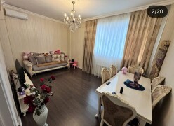 Satılır yeni tikili 2 otaqlı 60 m²,  İnşaatçılar m.-10