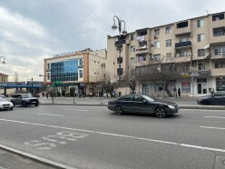 İcarə obyekt 40 m²,  İnşaatçılar m.-5