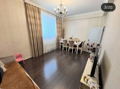 Satılır yeni tikili 2 otaqlı 60 m²,  İnşaatçılar m.-2