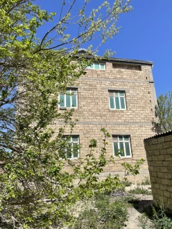 Satılır bağ evi 338 m², Sumqayıt-2