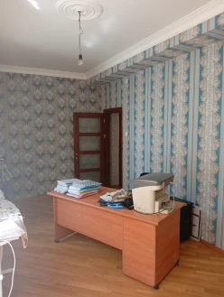 Satılır köhnə tikili 3 otaqlı 127 m²,  İnşaatçılar m.-15
