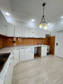 Satılır yeni tikili 3 otaqlı 120 m², Əhmədli m.-15 Satılır yeni tikili 3 otaqlı 120 m², Əhmədli m.-15