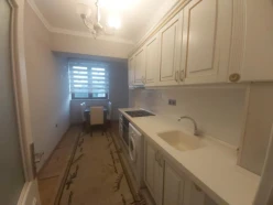 İcarə köhnə tikili 2 otaqlı 65 m², Azadlıq prospekti m.-6