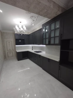 Satılır yeni tikili 3 otaqlı 120 m², İnşaatçılar m.-6