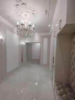 Satılır yeni tikili 3 otaqlı 120 m², İnşaatçılar m.-19