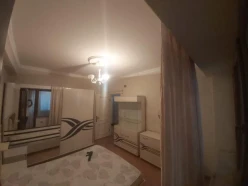 İcarə köhnə tikili 2 otaqlı 65 m², Azadlıq prospekti m.-5