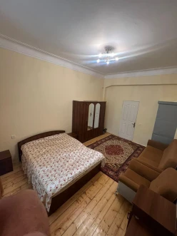 İcarə köhnə tikili 3 otaqlı 60 m²,  Nəriman Nərimanov m.-6