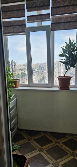 Satılır yeni tikili 3 otaqlı 90 m², İnşaatçılar m.-12