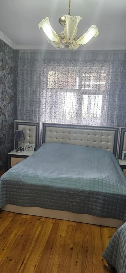 Satılır yeni tikili 3 otaqlı 90 m², İnşaatçılar m.-4