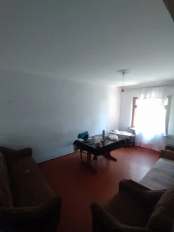 Satılır yeni tikili 2 otaqlı 60 m², İnşaatçılar m.-6