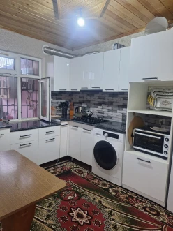 Satılır ev/villa 3 otaqlı 100 m², Azadlıq prospekti m.-9