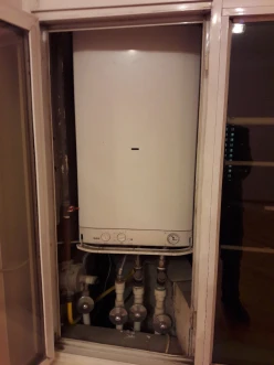 İcarə köhnə tikili 2 otaqlı 60 m²,  İnşaatçılar m.-8