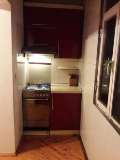 İcarə köhnə tikili 2 otaqlı 60 m²,  İnşaatçılar m.-5