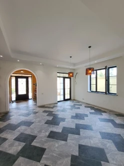 Satılır ev/villa 5 otaqlı 210 m², Mərdəkan q.-9