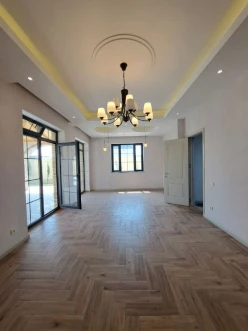 Satılır ev/villa 5 otaqlı 210 m², Mərdəkan q.-6