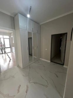Satılır yeni tikili 3 otaqlı 120 m²,  İnşaatçılar m.-11