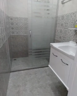 Satılır köhnə tikili 2 otaqlı 60 m², Azadlıq prospekti m.-9