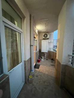 Satılır yeni tikili 3 otaqlı 80 m², İnşaatçılar m.-4