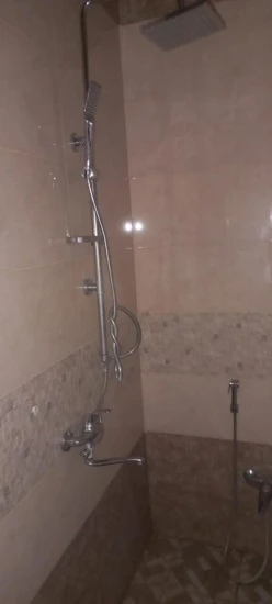 Satılır yeni tikili 2 otaqlı 50 m², Masazır q.-7