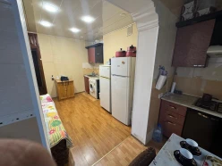 Satılır yeni tikili 2 otaqlı 60 m², İnşaatçılar m.-15