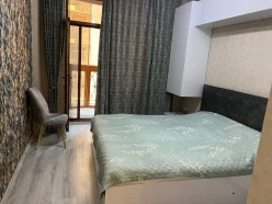 Satılır yeni tikili 2 otaqlı 57.5 m², İnşaatçılar m.-13