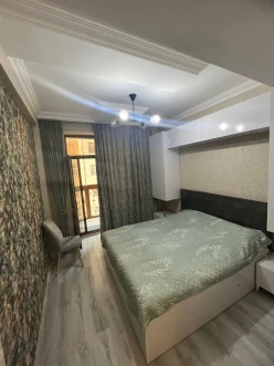 Satılır yeni tikili 2 otaqlı 57.5 m², İnşaatçılar m.-16