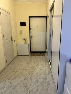 Satılır yeni tikili 2 otaqlı 57.5 m², İnşaatçılar m.-15