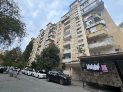 Satılır yeni tikili 2 otaqlı 60 m², İnşaatçılar m.-7