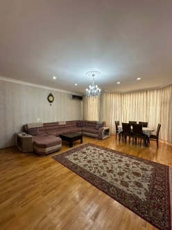 Satılır yeni tikili 3 otaqlı 152 m²,  8 Noyabr m.-3