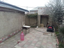 Satılır ev/villa 3 otaqlı 80 m²,  Azadlıq prospekti m.-2