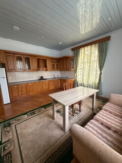 İcarə obyekt 300 m²,  Qəbələ-8