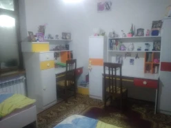 Satılır köhnə tikili 4 otaqlı 102 m², İçəri Şəhər m.-5