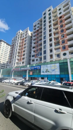 Satılır yeni tikili 2 otaqlı 55 m², İnşaatçılar m.