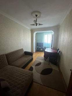 Satılır köhnə tikili 2 otaqlı 40 m², Nəriman Nərimanov m.-12