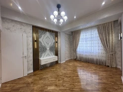 Satılır yeni tikili 4 otaqlı 142 m²,  Həzi Aslanov m.-7