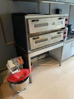 Satılır obyekt 130 m²,  Gənclik m.-4