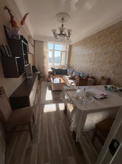 Satılır köhnə tikili 3 otaqlı 78 m²,  İnşaatçılar m.-5