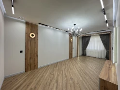 Satılır köhnə tikili 4 otaqlı 110 m²,  Həzi Aslanov m.-2