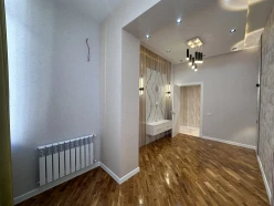 Satılır yeni tikili 4 otaqlı 142 m²,  Həzi Aslanov m.-11