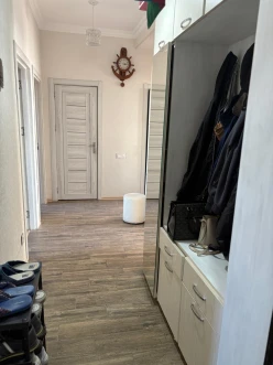 Satılır köhnə tikili 3 otaqlı 78 m²,  İnşaatçılar m.-7