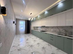 Satılır yeni tikili 4 otaqlı 142 m²,  Həzi Aslanov m.-3